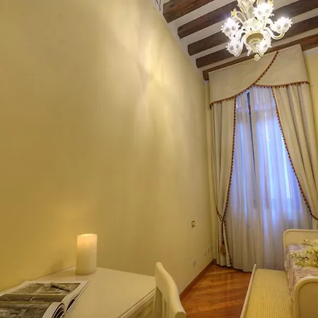 Hotell Ca' Dell'arte *