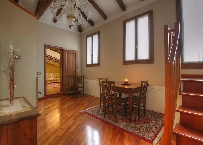 Ca' Dell'arte Hotel *